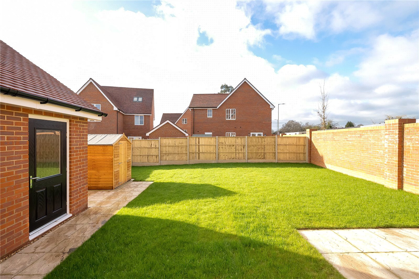 Old Portsmouth Road, Artington, Guildford, Surrey, GU3, photo 9