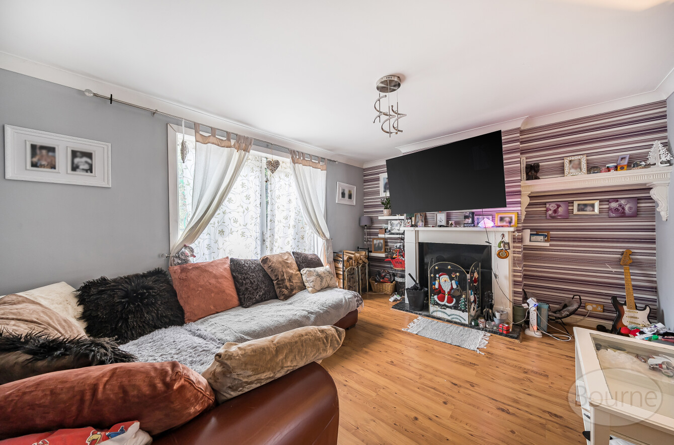 Frog Grove Lane, Wood Street Village, Guildford, Surrey, GU3, photo 5