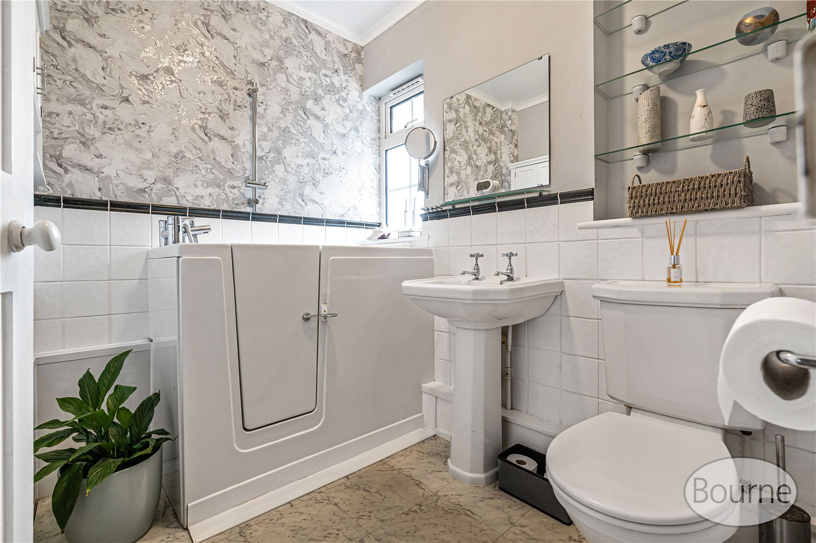 Wilderness Road, Guildford, Surrey, GU2, photo 9