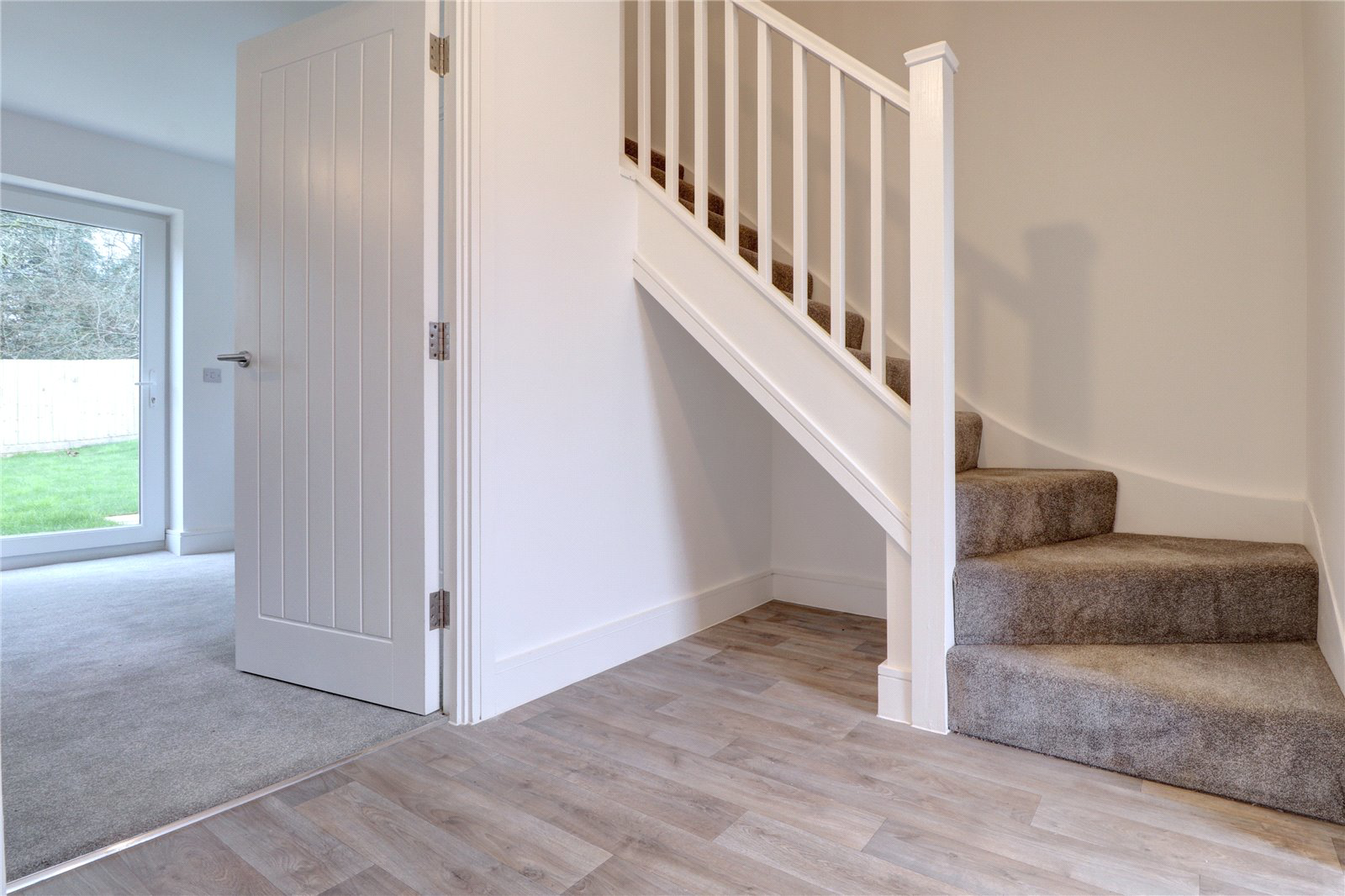 Livery Close, Wormley, Godalming, Surrey, GU8, photo 9