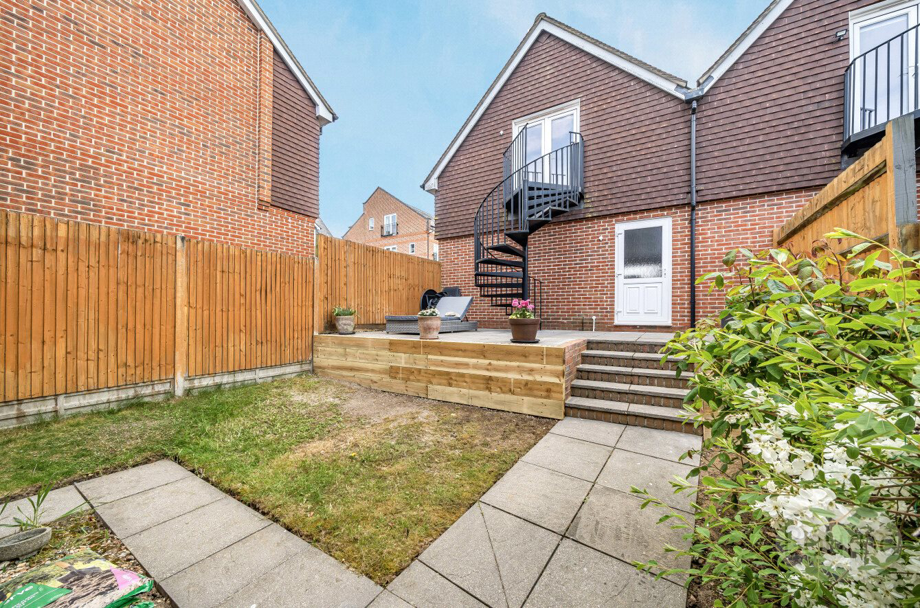 Downsedge Terrace, Epsom Road, Guildford, Surrey, GU1, photo 10