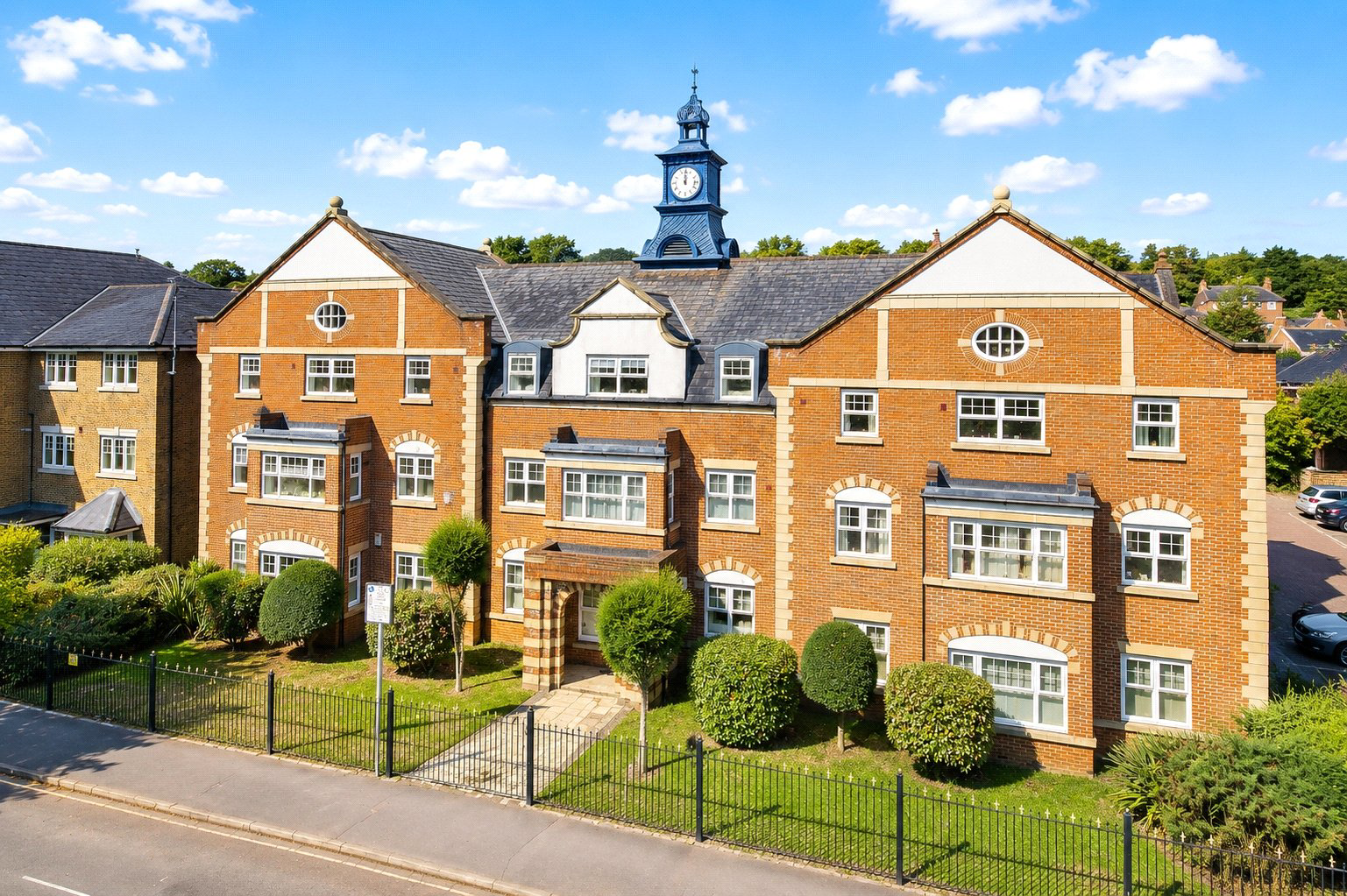 Kings Road, Woking, Surrey, GU21