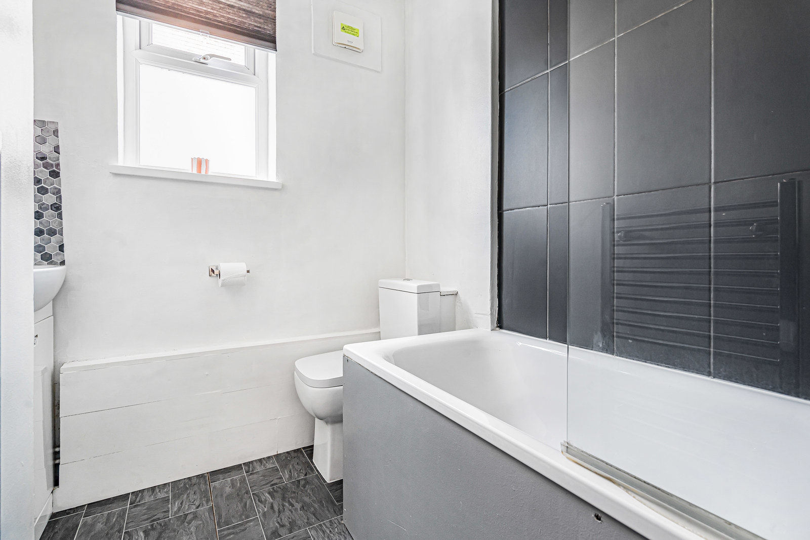 London Road, Guildford, Surrey, GU4, photo 8