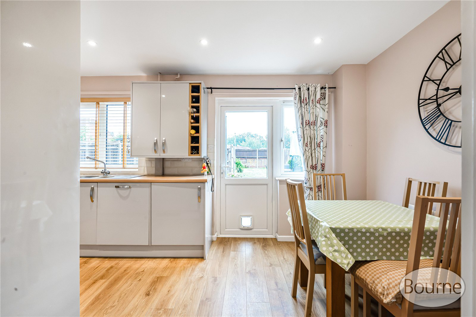 Almsgate, Compton, Guildford, Surrey, GU3, photo 15