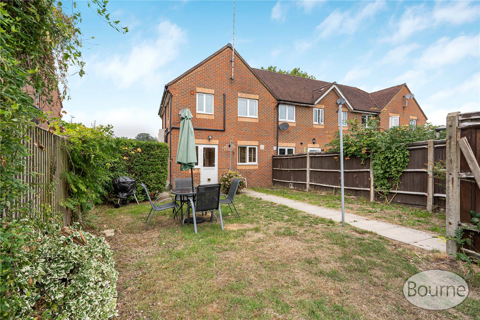 Almsgate, Compton, Guildford, Surrey, GU3, photo 12