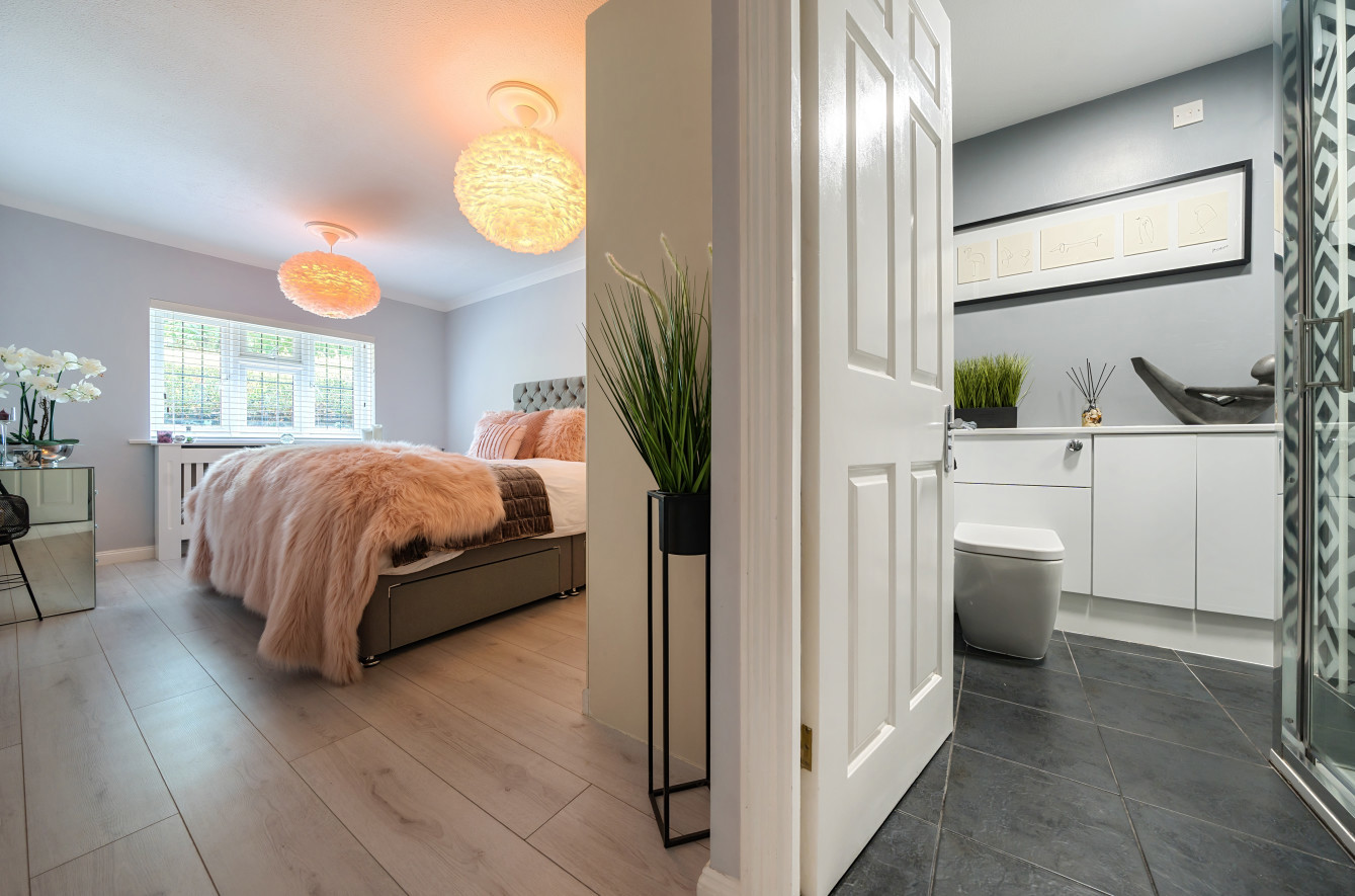 The Piccards, Chestnut Avenue, Guildford, Surrey, GU2, photo 18