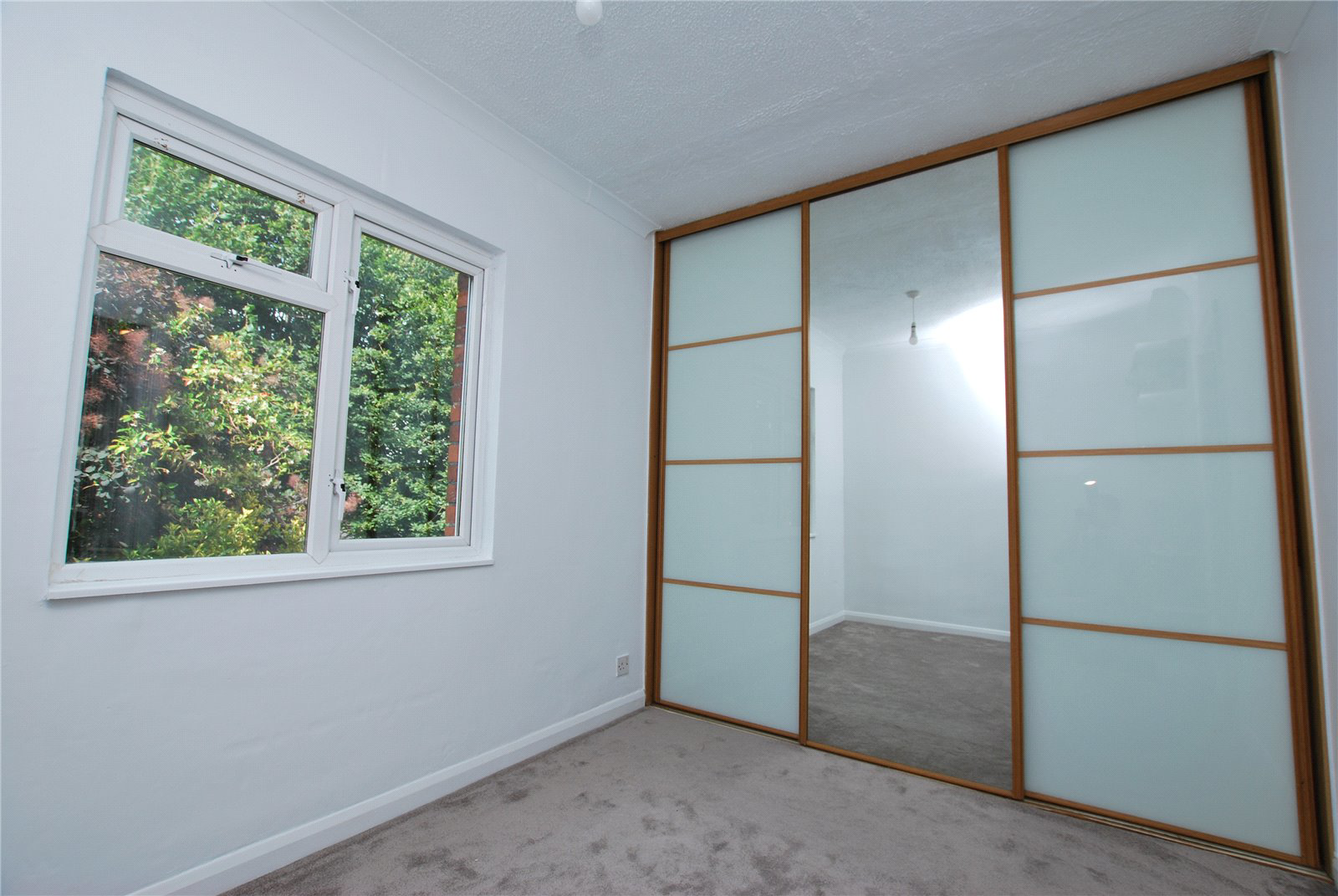 Vernon House, 25 York Road, Surrey, GU1, photo 5