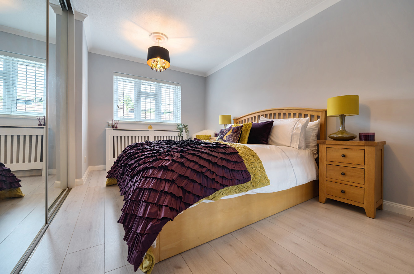 The Piccards, Chestnut Avenue, Guildford, Surrey, GU2, photo 6