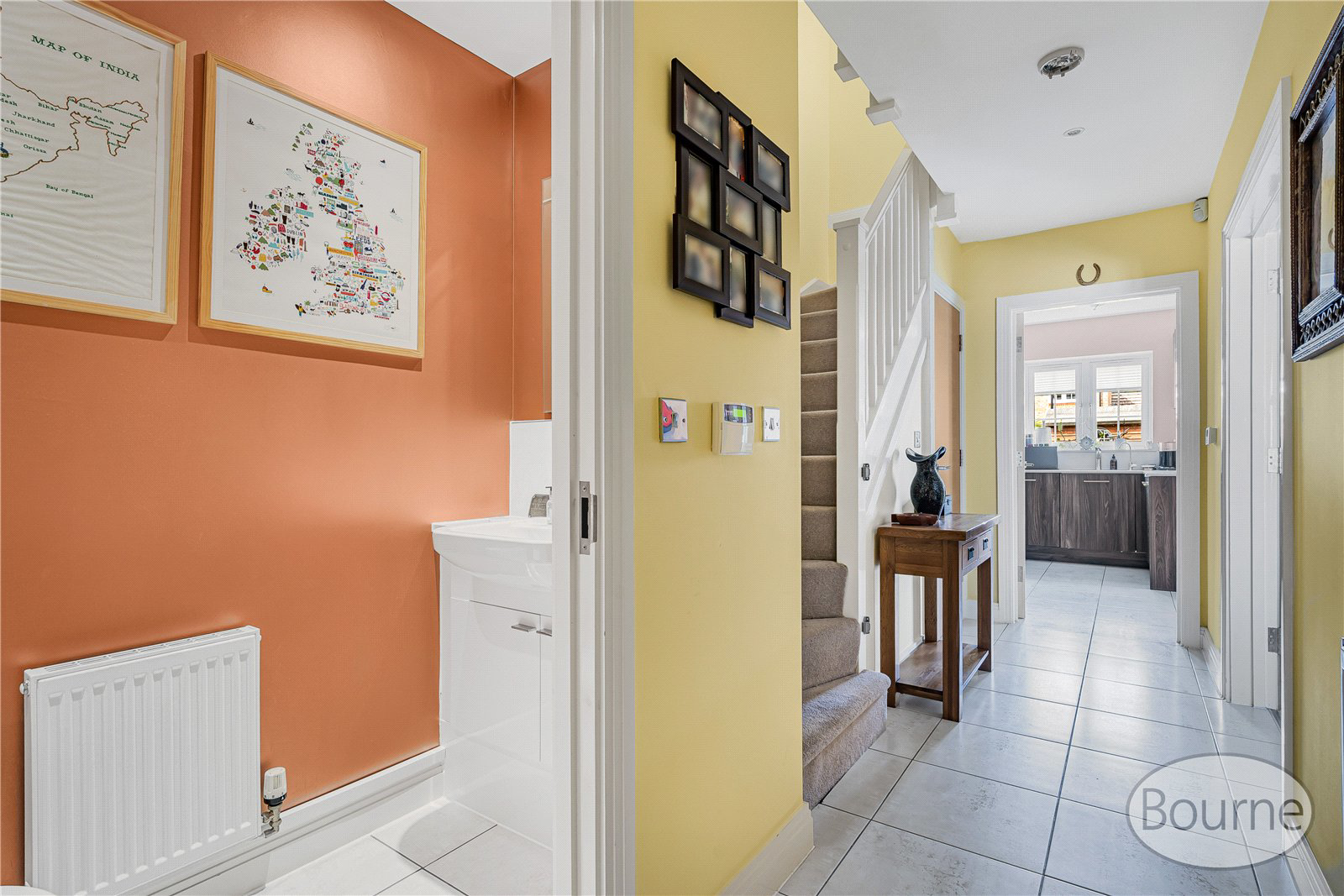 Ayrshire Crescent, Knaphill, Woking, Surrey, GU21, photo 6