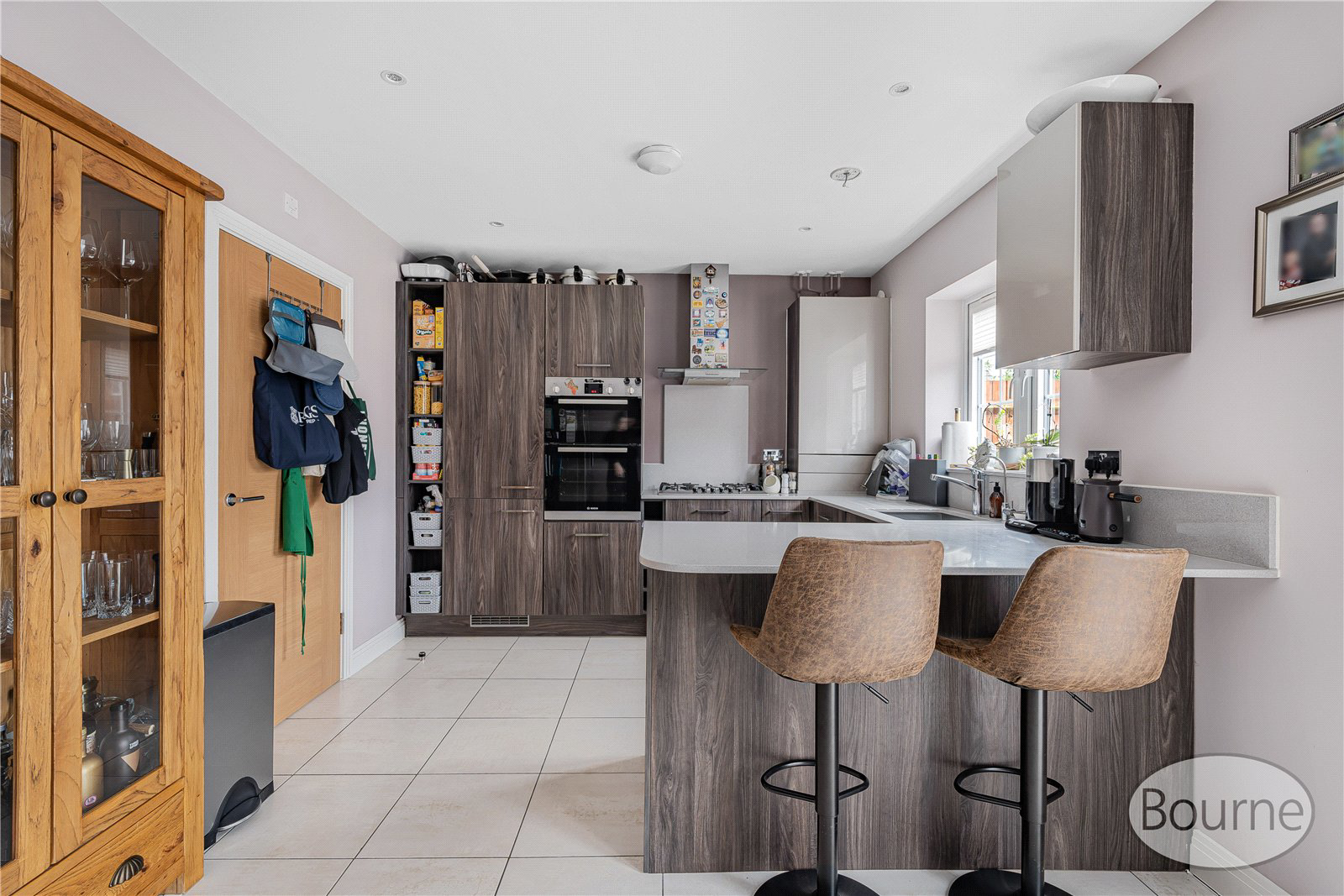 Ayrshire Crescent, Knaphill, Woking, Surrey, GU21, photo 2