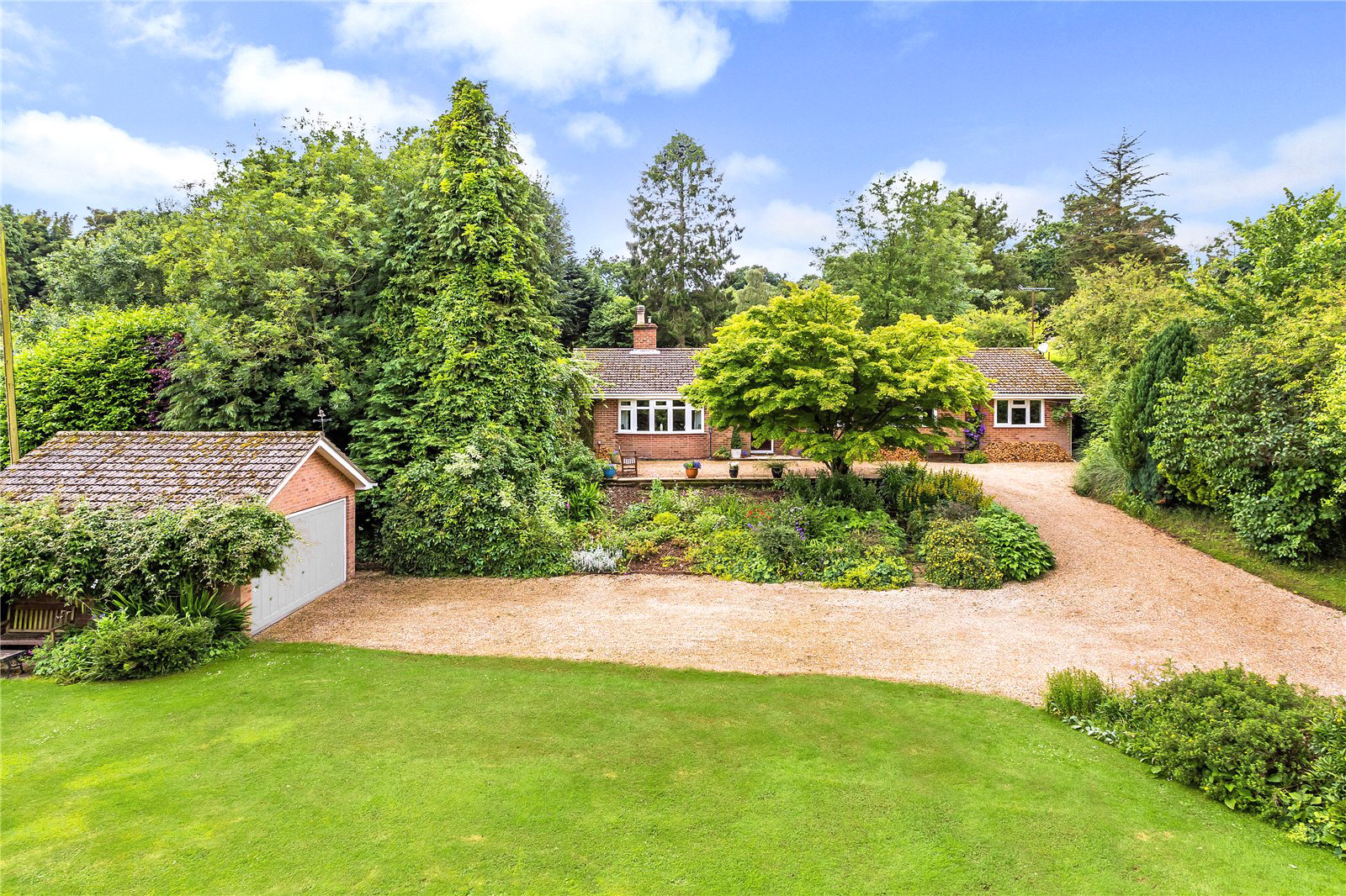 Grosvenor Road, Medstead, Hampshire, GU34, photo 15