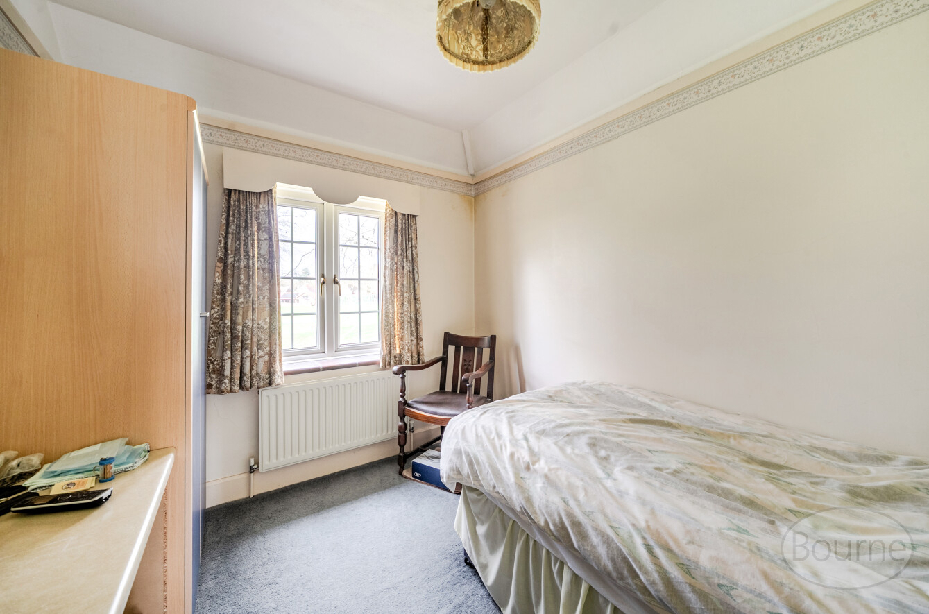 Hale House Lane, Churt, Farnham, Surrey, GU10, photo 11