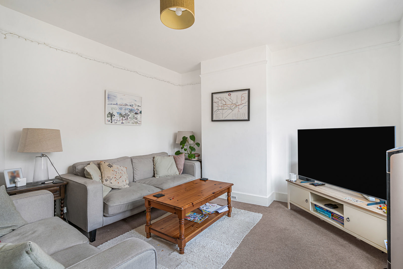 Edward Road, Farnham, Surrey, GU9, photo 2