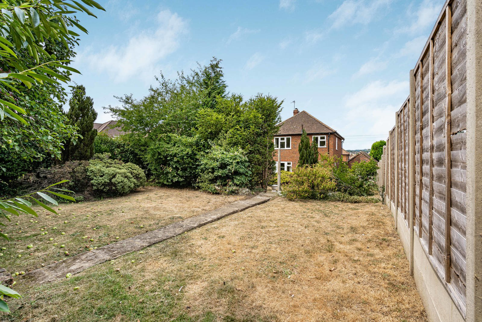 Grove End Road, Farnham, Surrey, GU9, photo 4