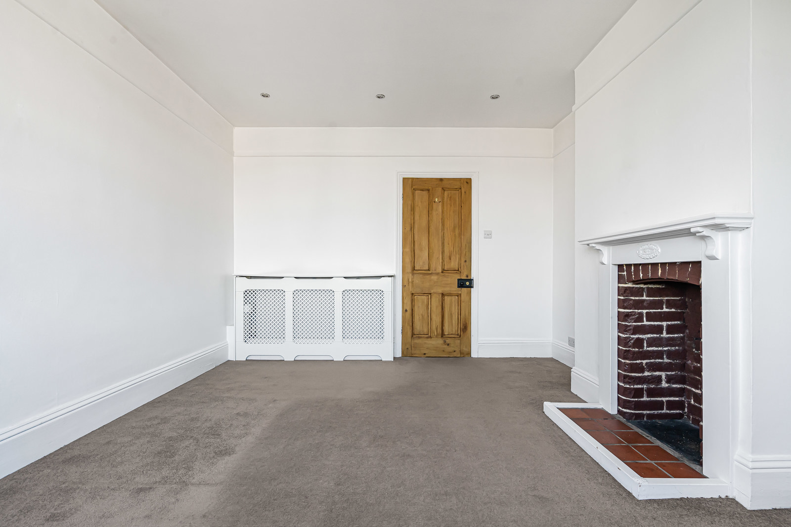 Wodeland Avenue, Guildford, Surrey, GU2, photo 4