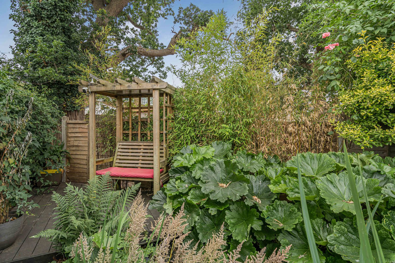 Cater Gardens, Guildford, Surrey, GU3, photo 28