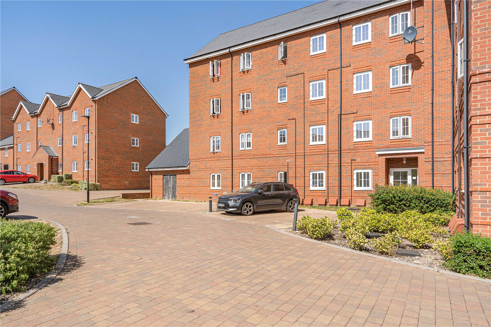 Masterson Close, Wellesley, Aldershot, Hampshire, GU11, photo 10