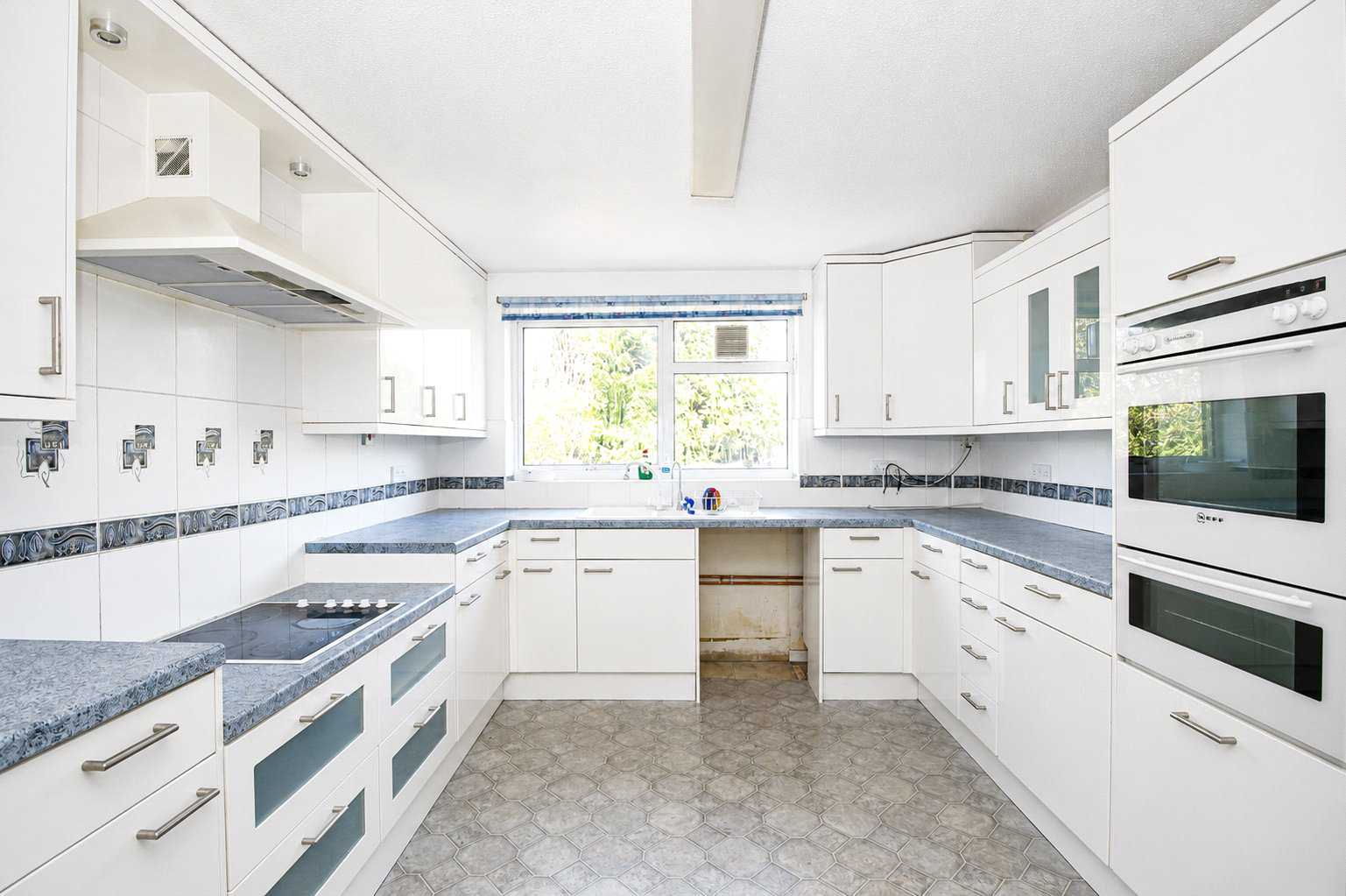 Balmoral Close, Alton, Hampshire, GU34, photo 2