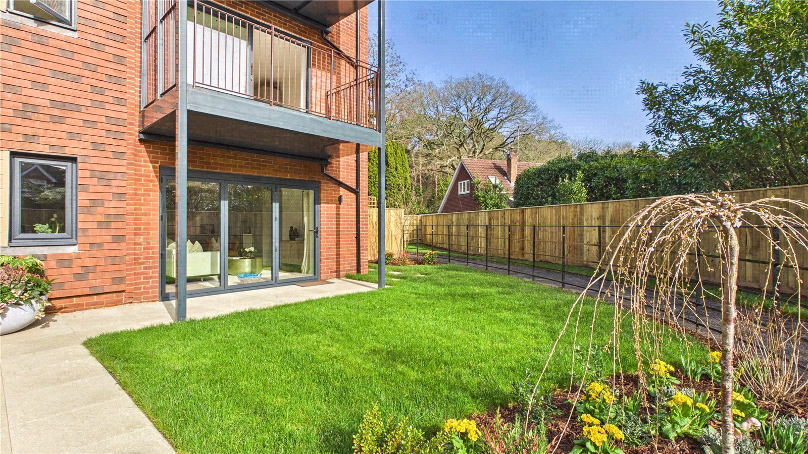 Shores Road, Horsell, Woking, Surrey, GU21, photo 14
