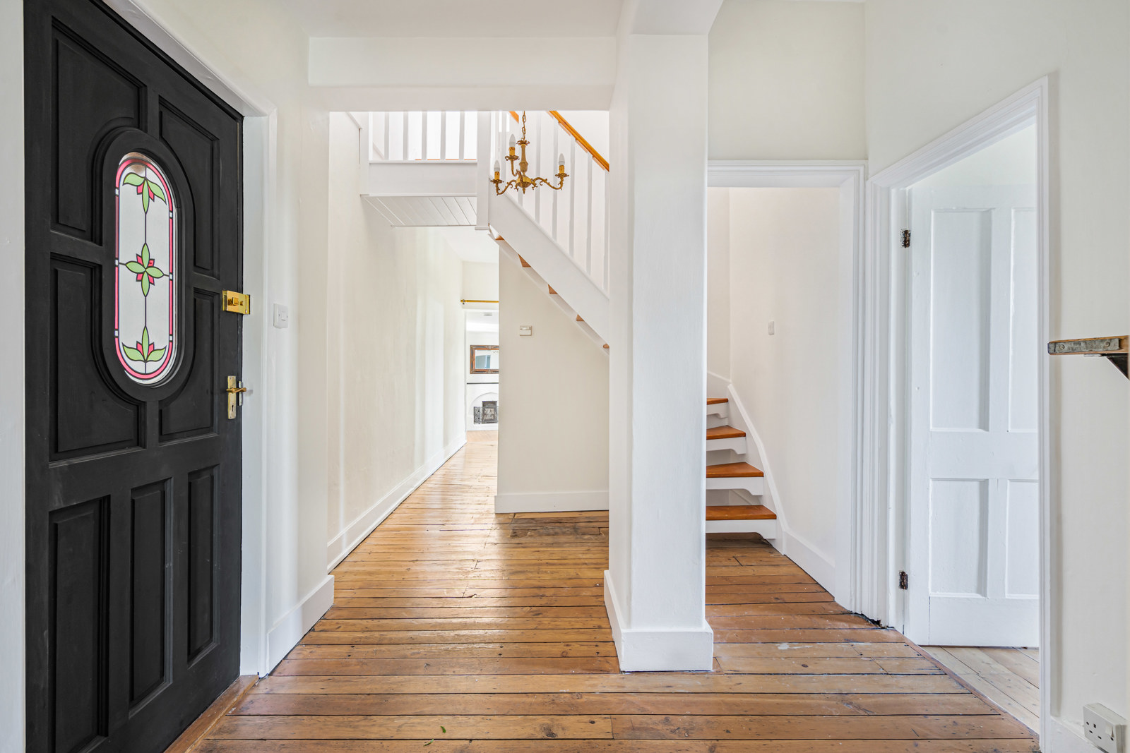 Aveley Lane, Farnham, Surrey, GU9, photo 5