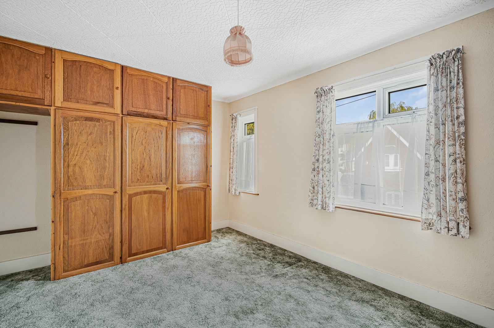 Sumner Road, Farnham, Surrey, GU9, photo 5
