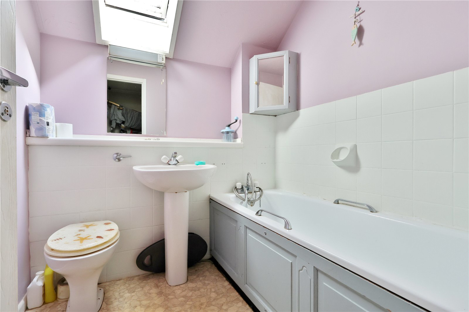 Medhurst Close, Chobham, Woking, Surrey, GU24, photo 7