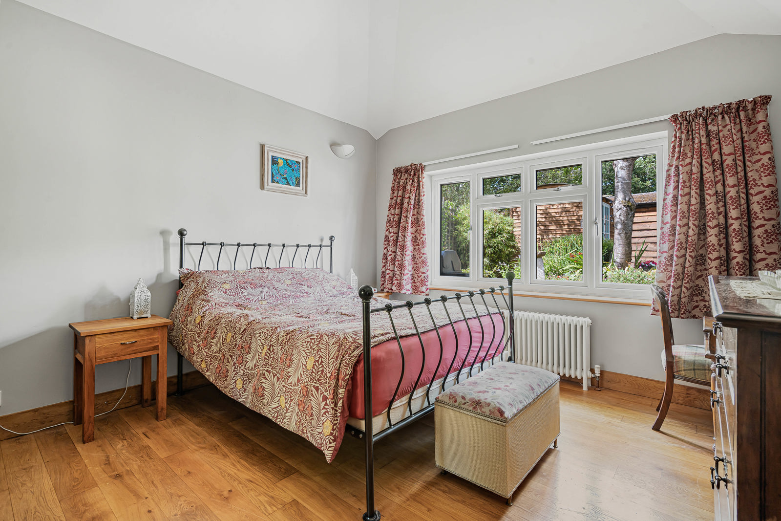 Tongham Road, Runfold, Farnham, Surrey, GU10, photo 10