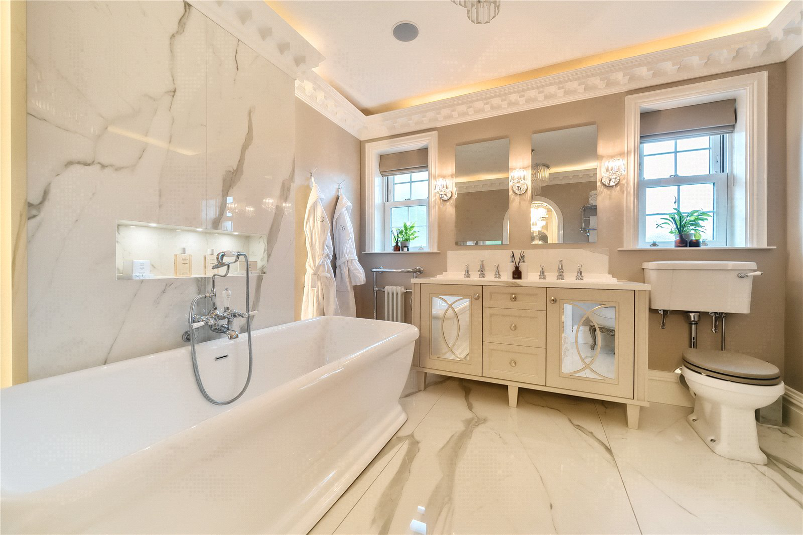 Woodham Waye, Woking, Surrey, GU21, photo 13