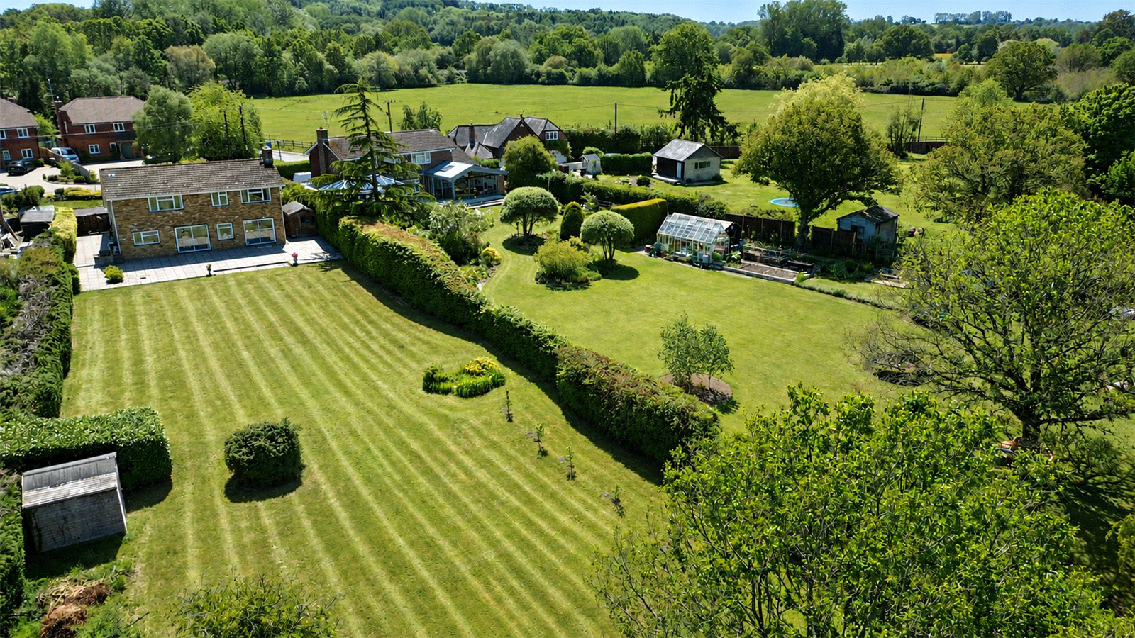Station Road, Bentley, Farnham, Hampshire, GU10