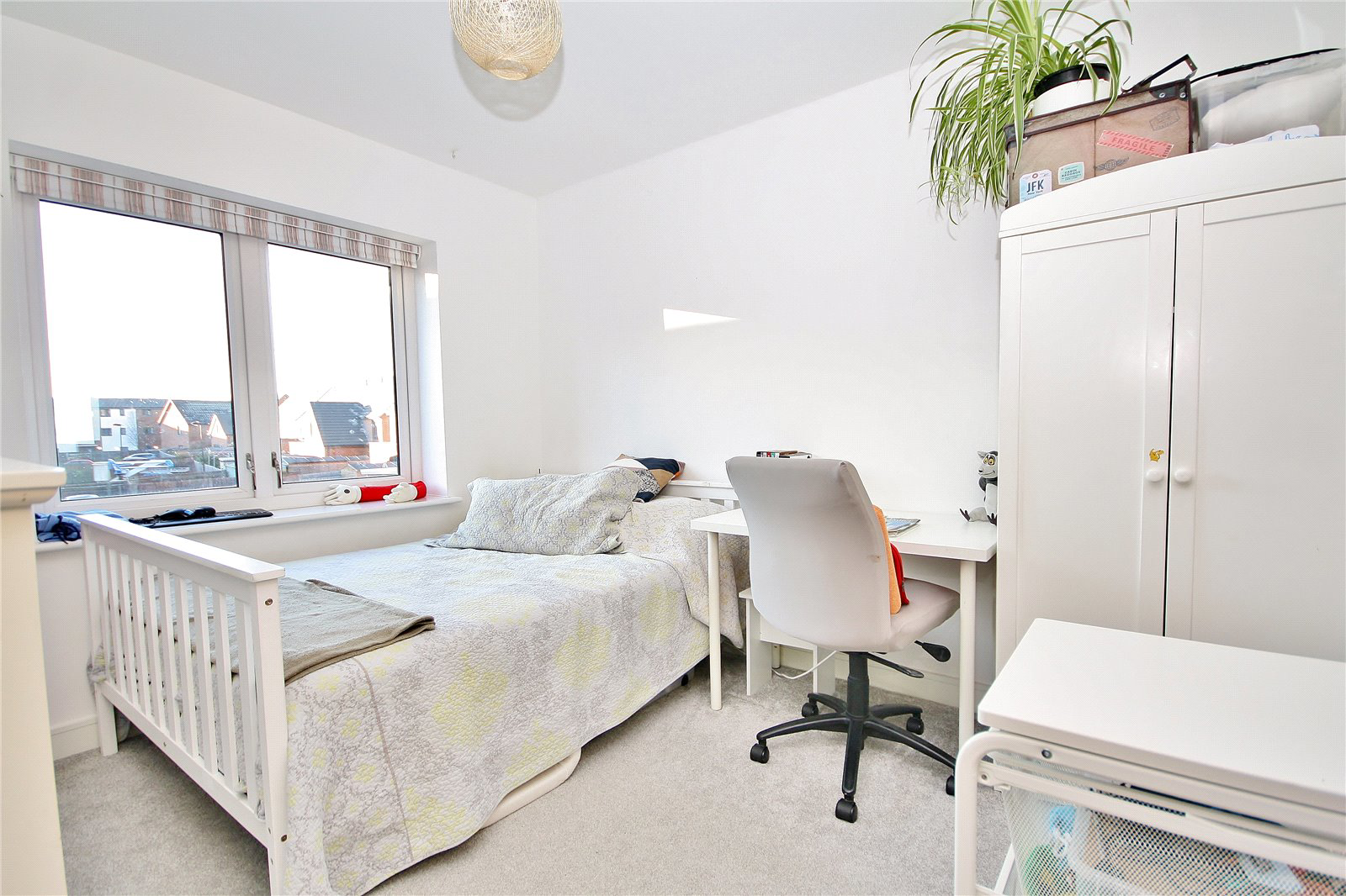 Jelley Way, Westfield, Woking, Surrey, GU22, photo 9