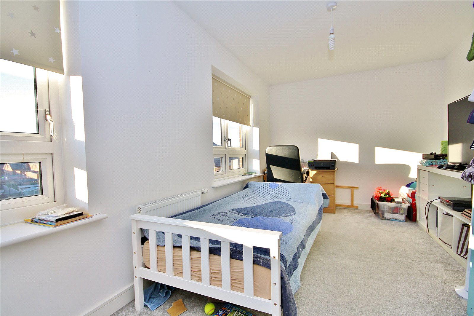 Jelley Way, Westfield, Woking, Surrey, GU22, photo 10