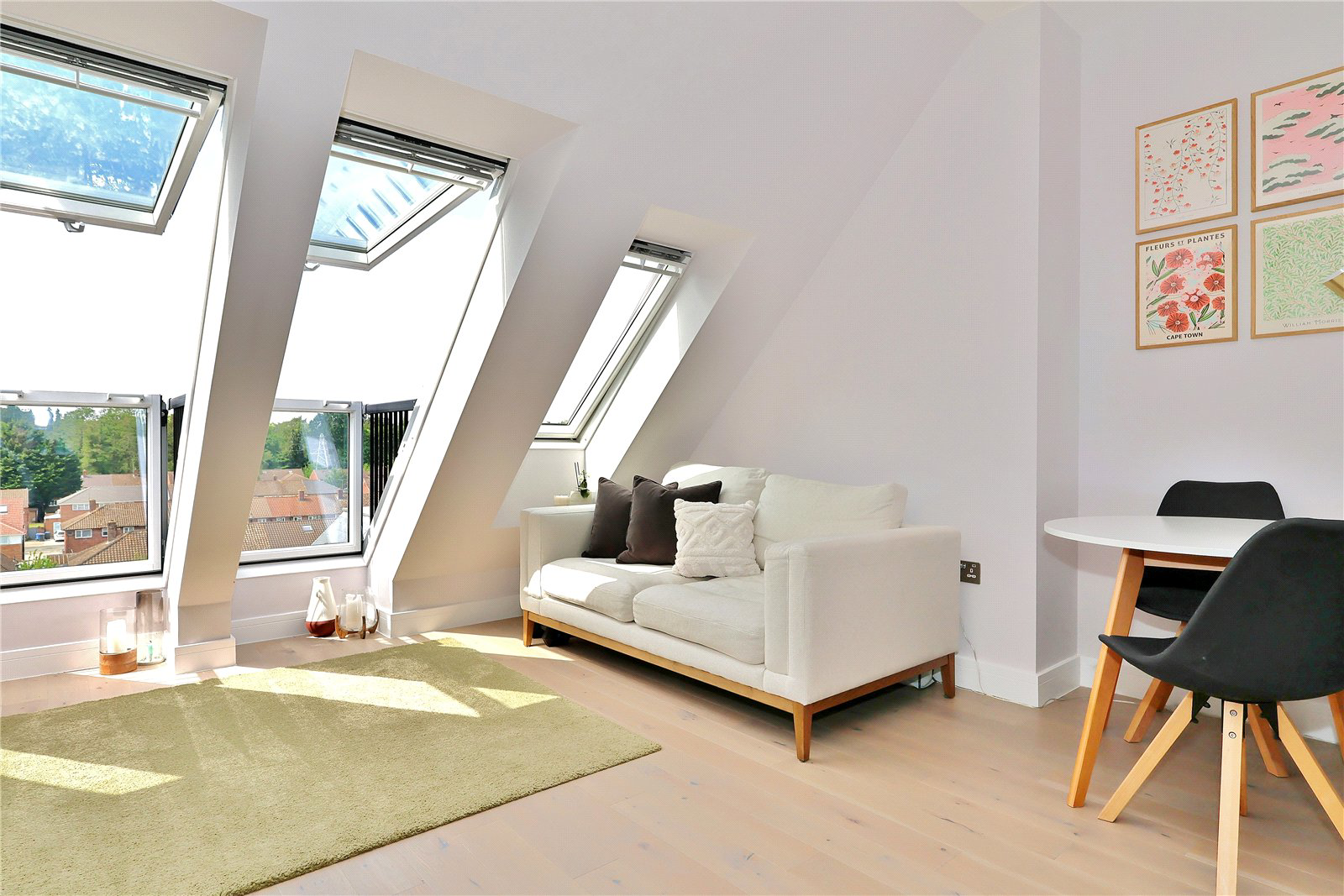 Albert Drive, Woking, Surrey, GU21, photo 3