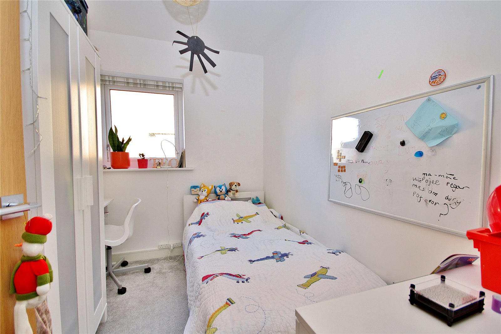 Jelley Way, Westfield, Woking, Surrey, GU22, photo 13