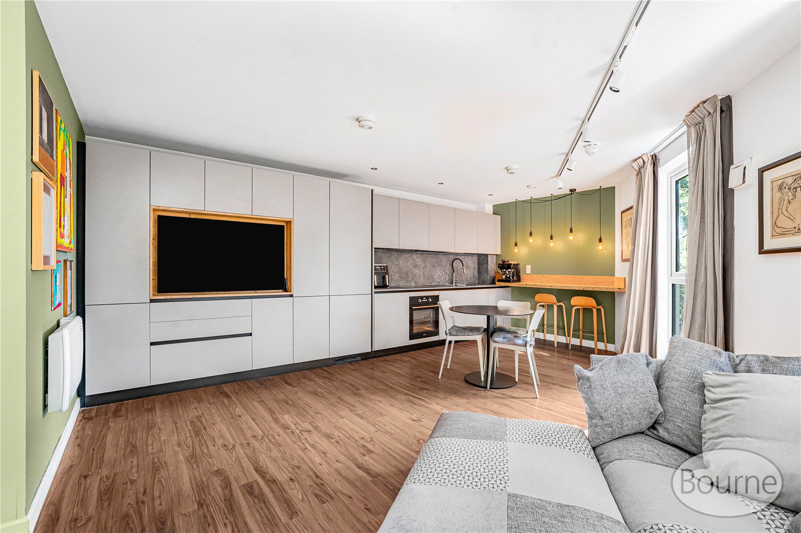 Guildford Road, Woking, Surrey, GU22