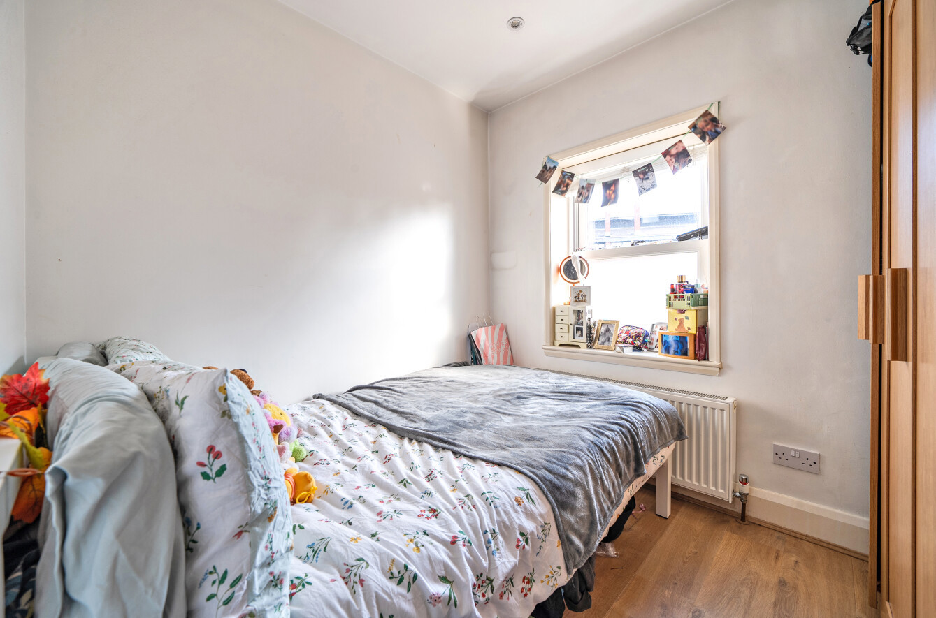 Farnham Road, Guildford, Surrey, GU1, photo 9