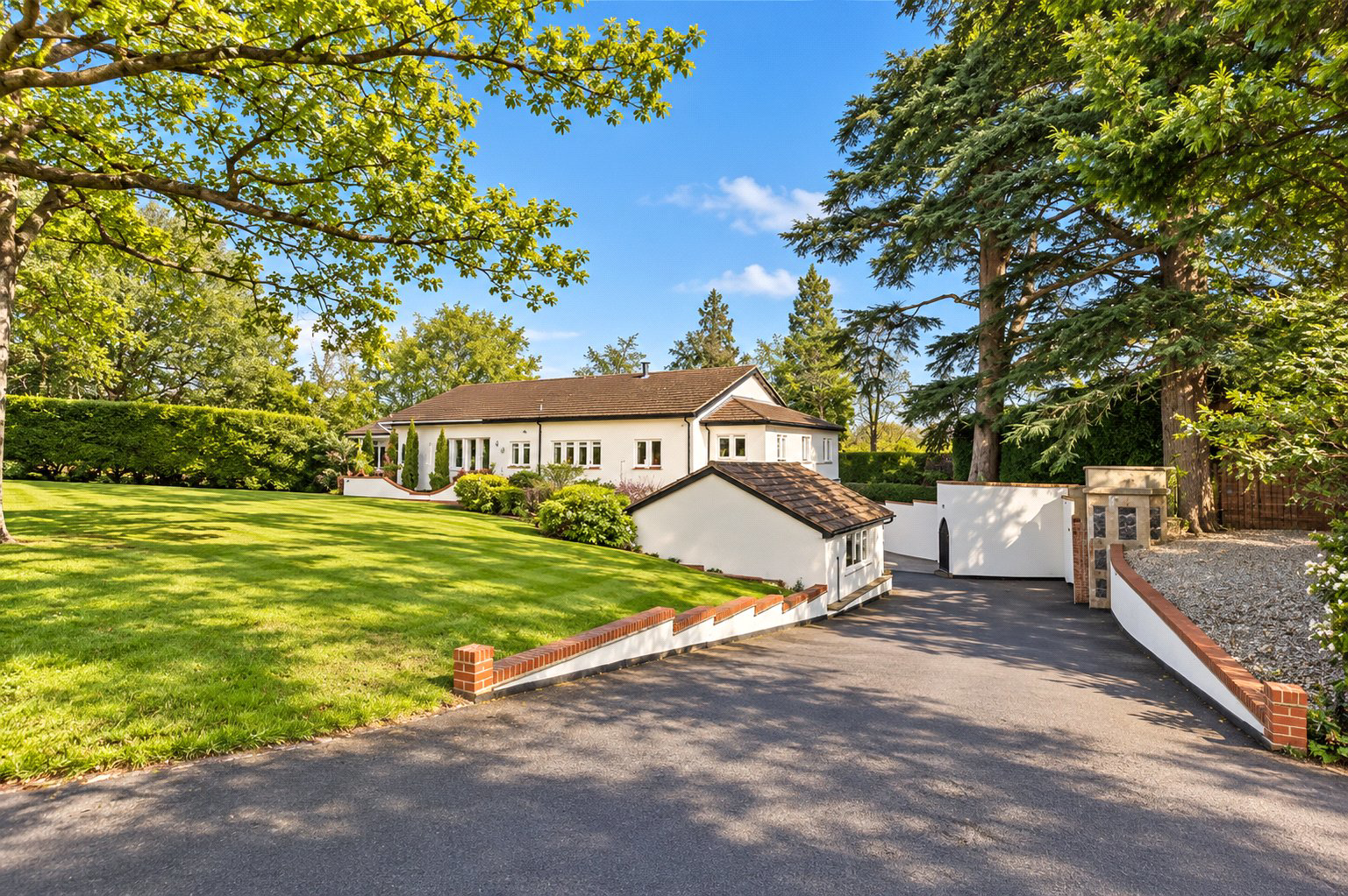 Ottershaw Park, Ottershaw, Chertsey, Surrey, KT16