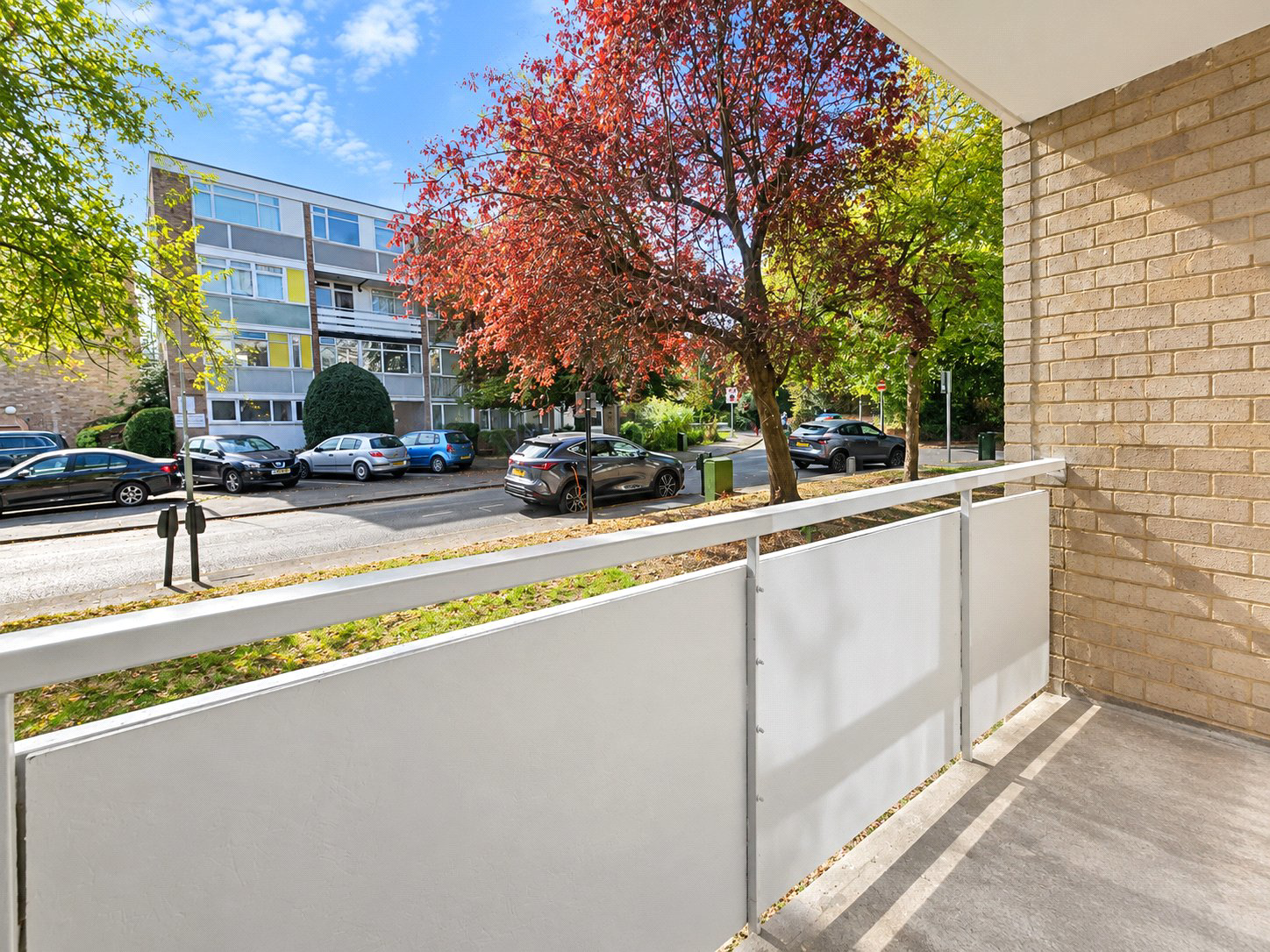 Hill View Court, Woking, Surrey, GU22, photo 10