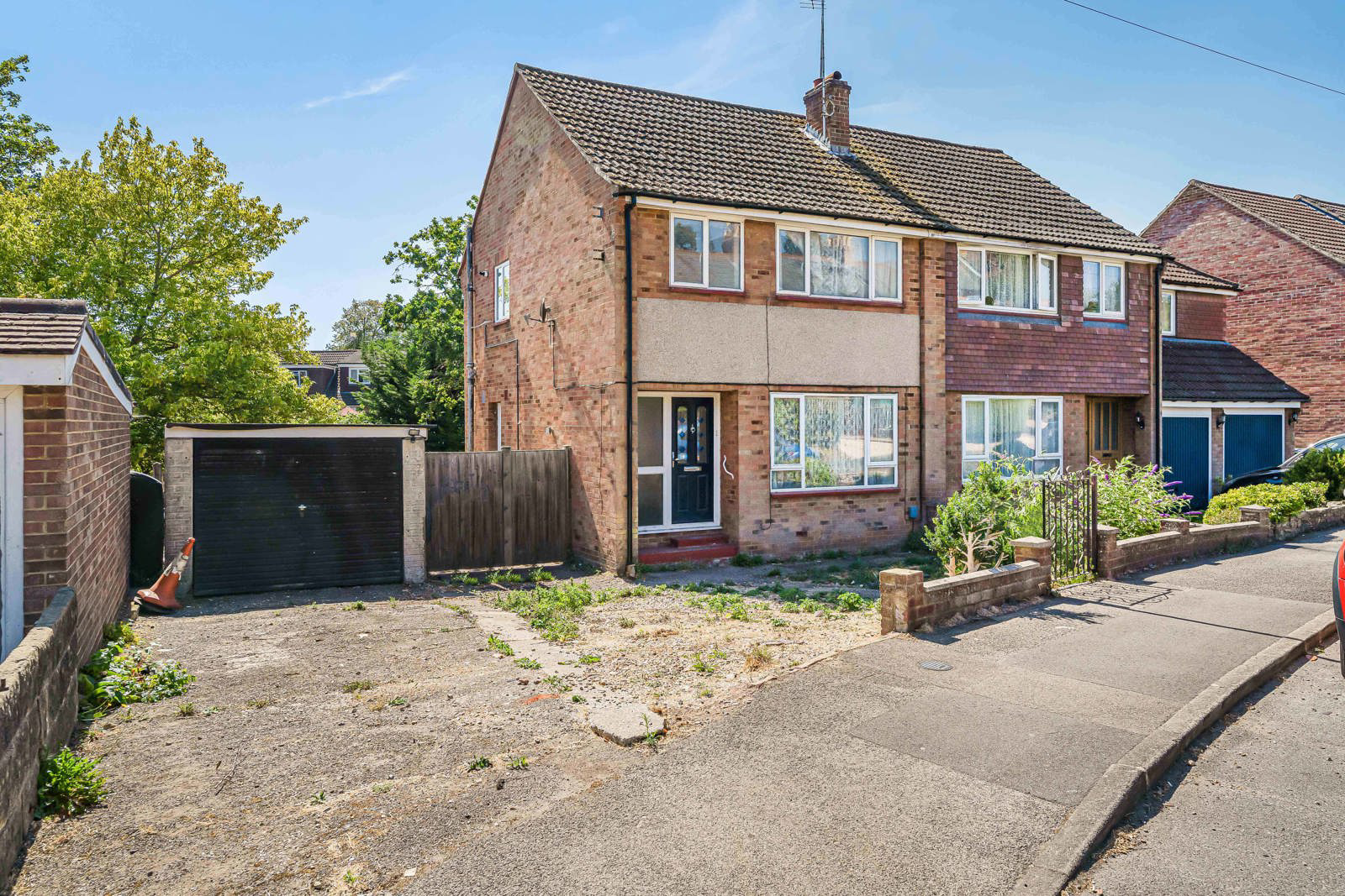 Wellington Lane, Farnham, Surrey, GU9