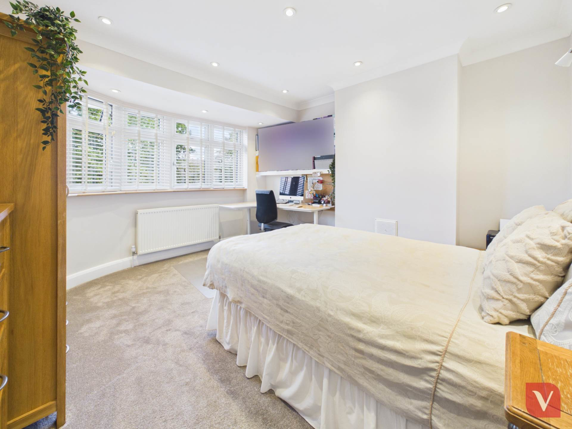 Heywood Drive, Luton, photo 20