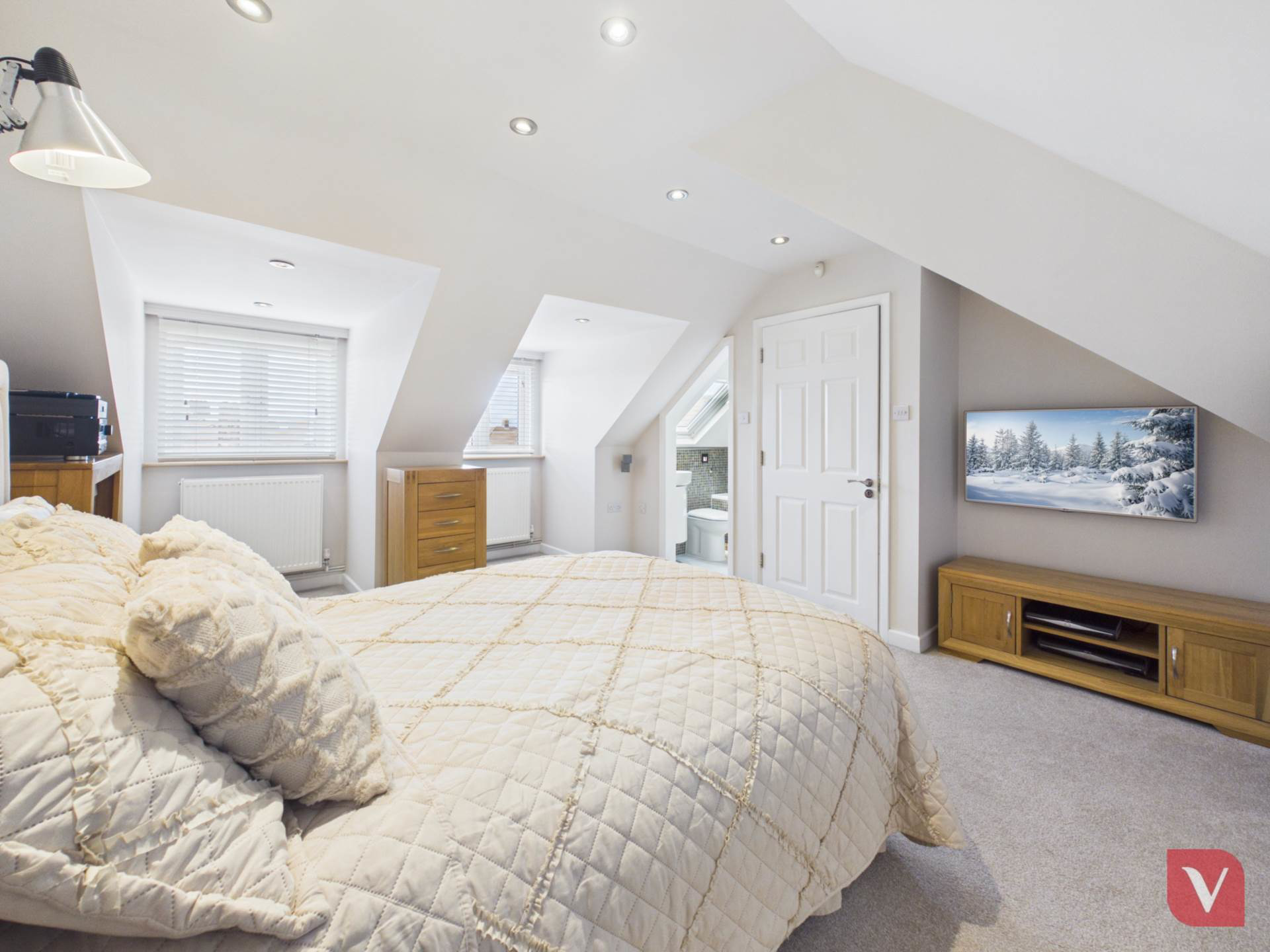 Heywood Drive, Luton, photo 18
