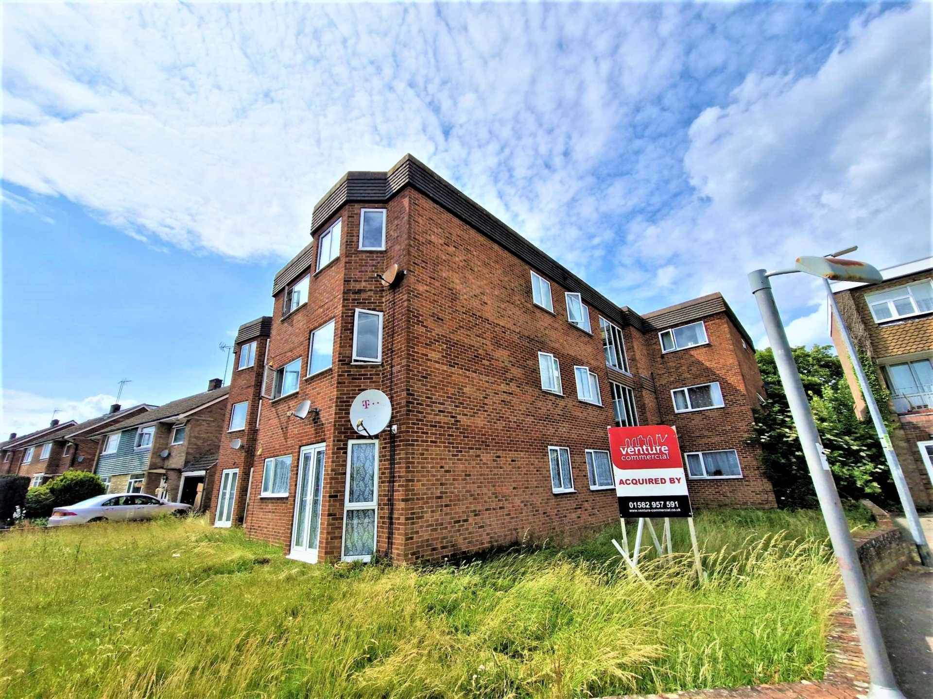 The Quadrant, Houghton Regis, photo 8