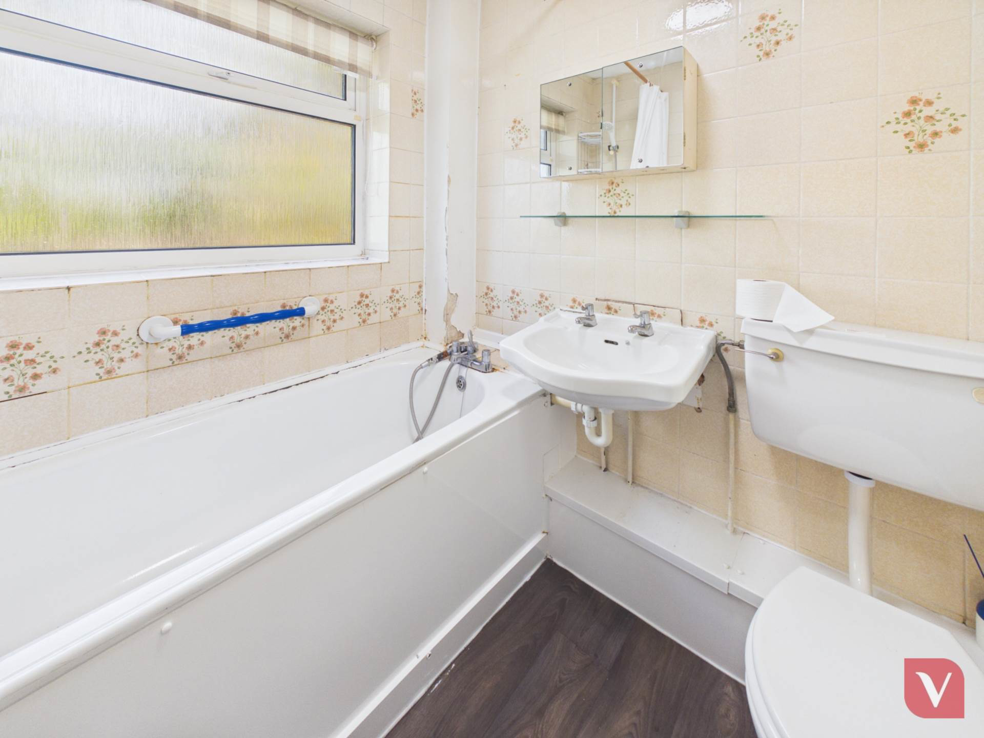 Canterbury Close, Luton, photo 4