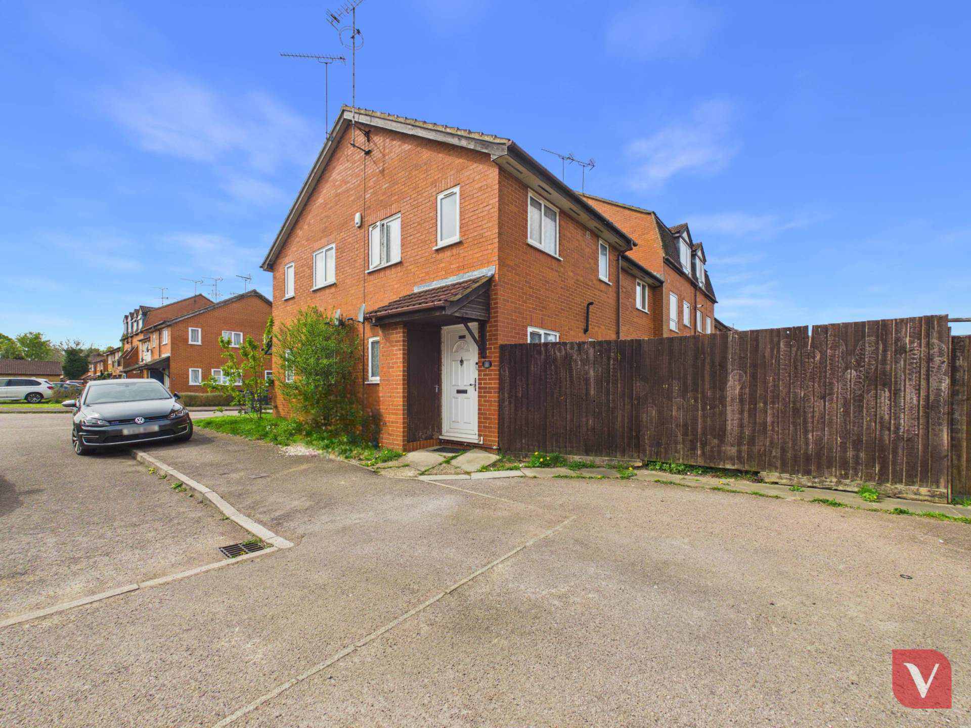 Marsom Grove, Luton