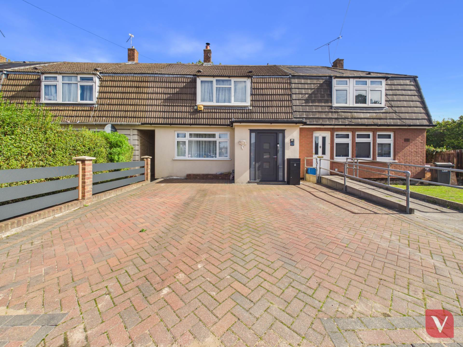 Hurst Way, Luton