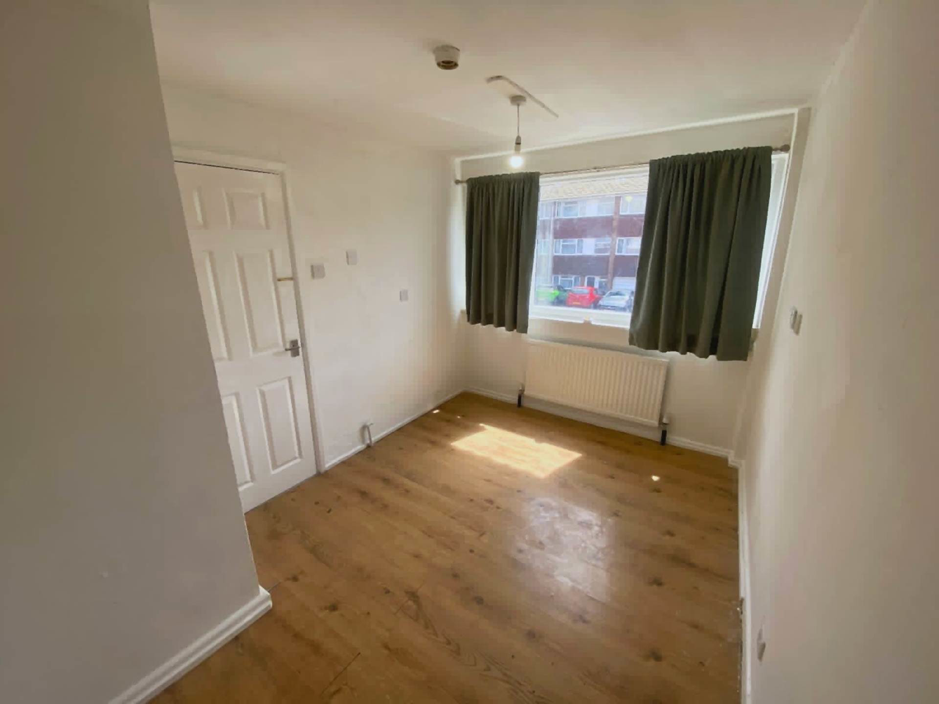 Chertsey Close, Luton, photo 8
