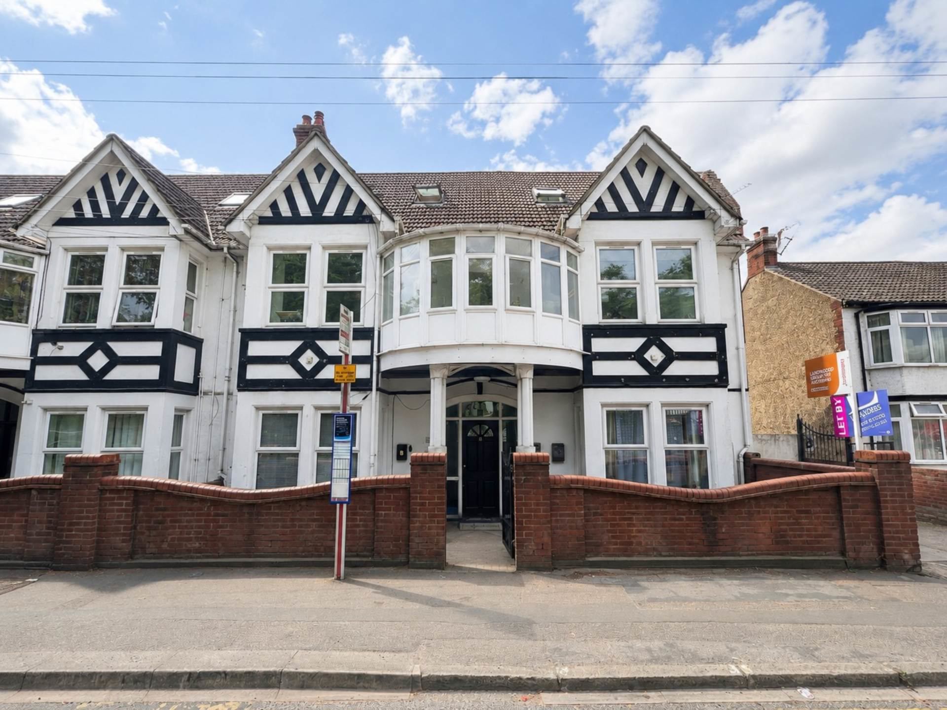 Marsh Road, Luton