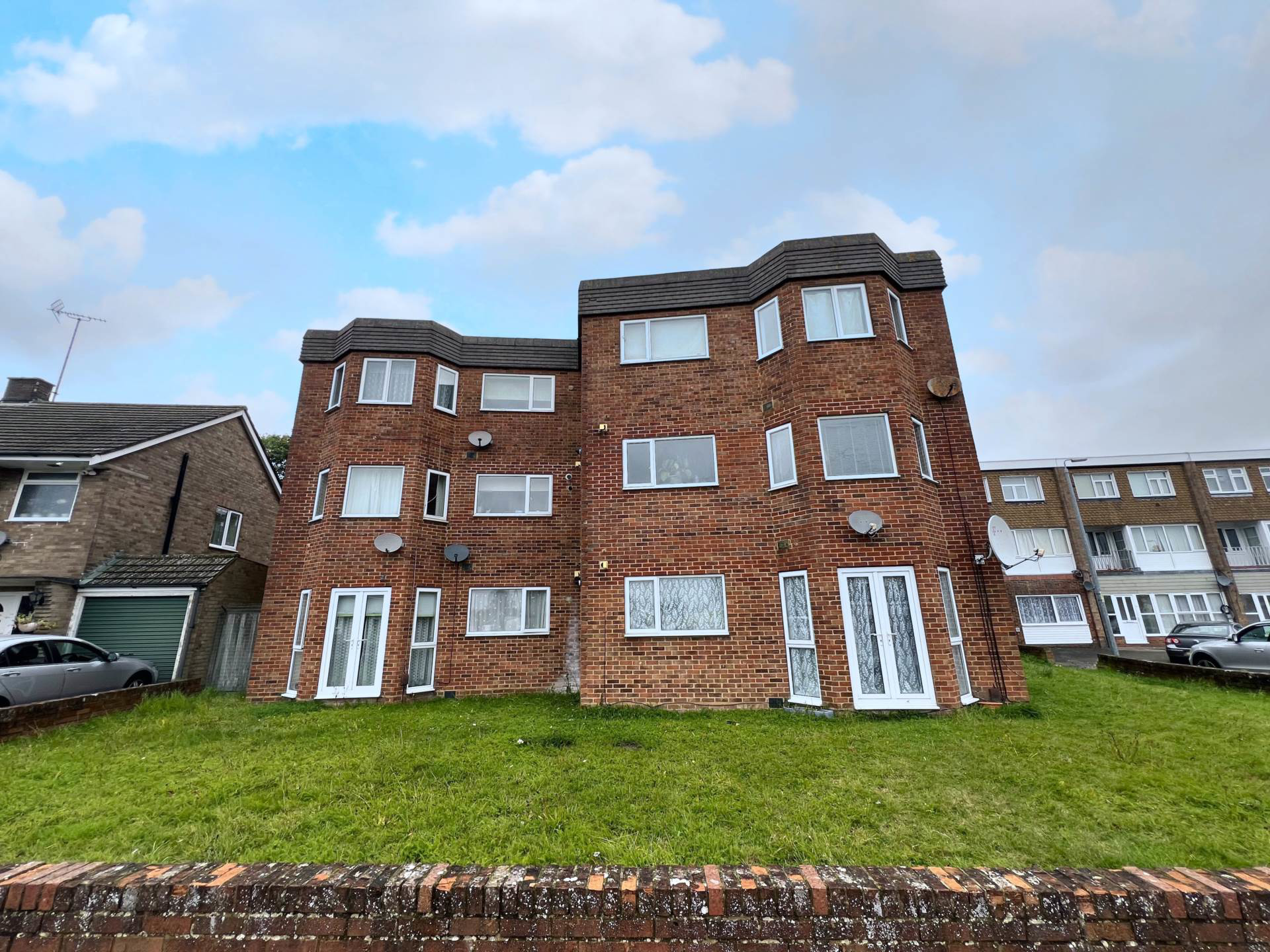 The Quadrant, Houghton Regis