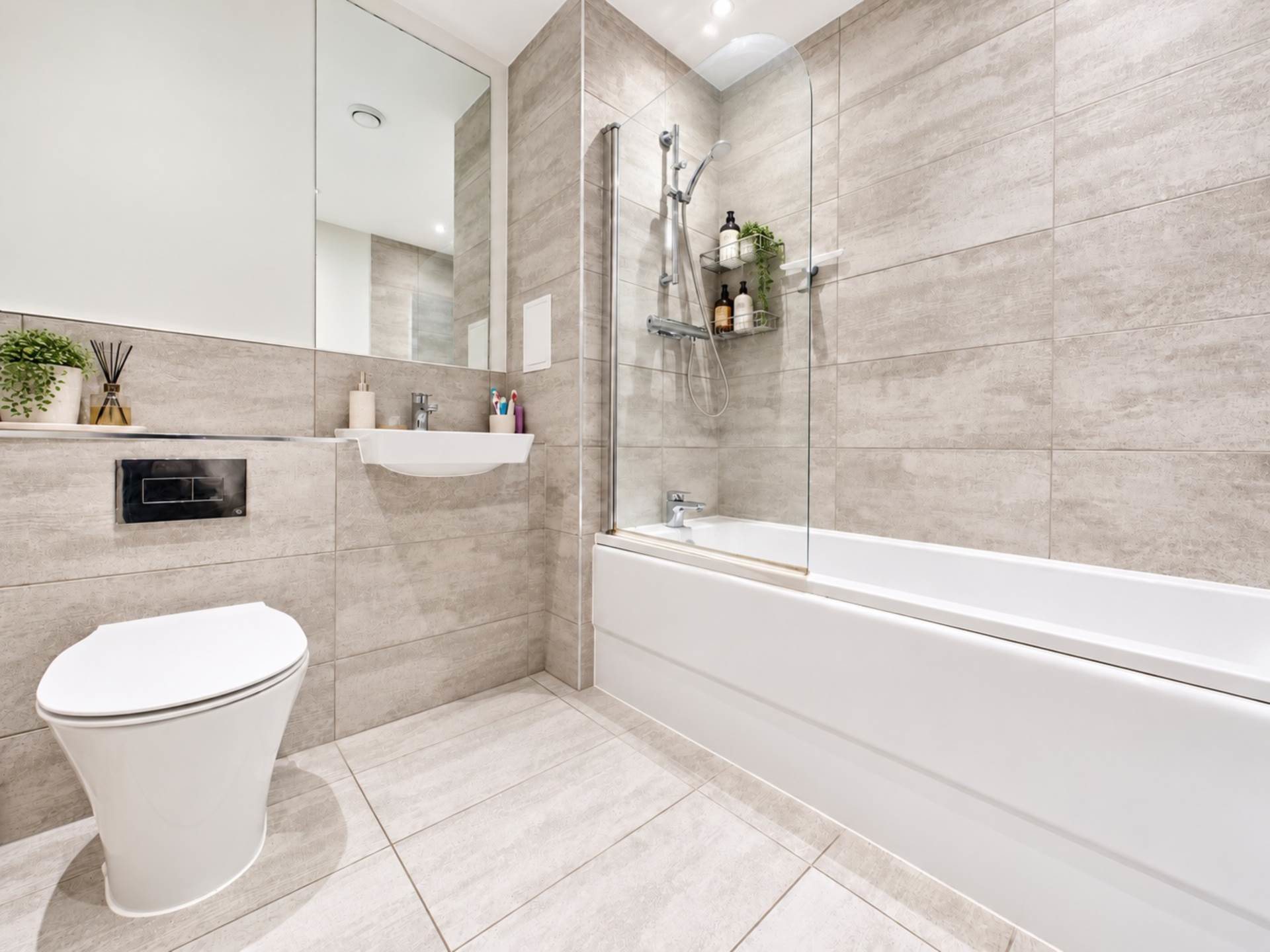 Brooklands Court, Stirling Drive, Luton, photo 6