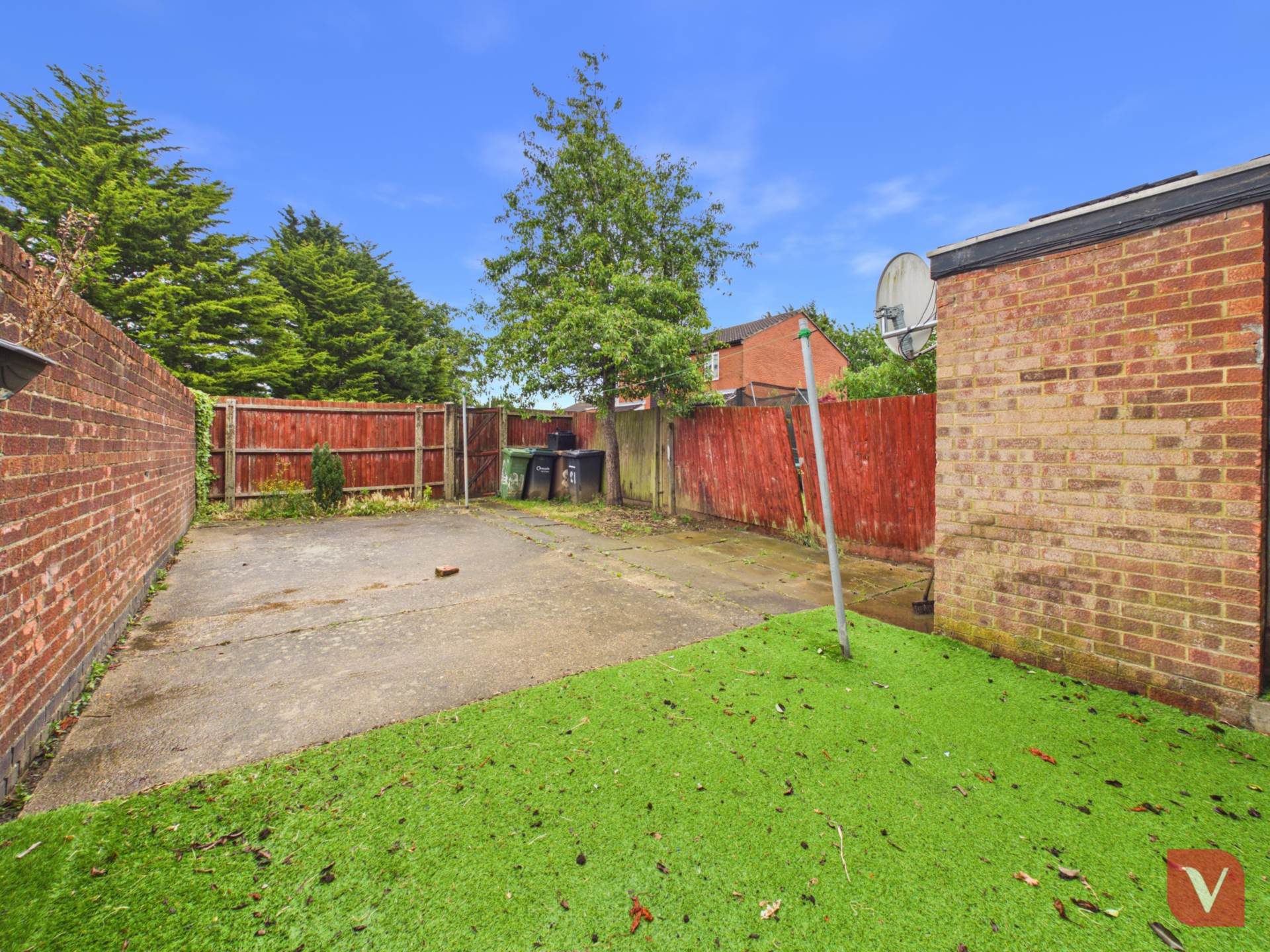 Peregrine Road, Luton, photo 10