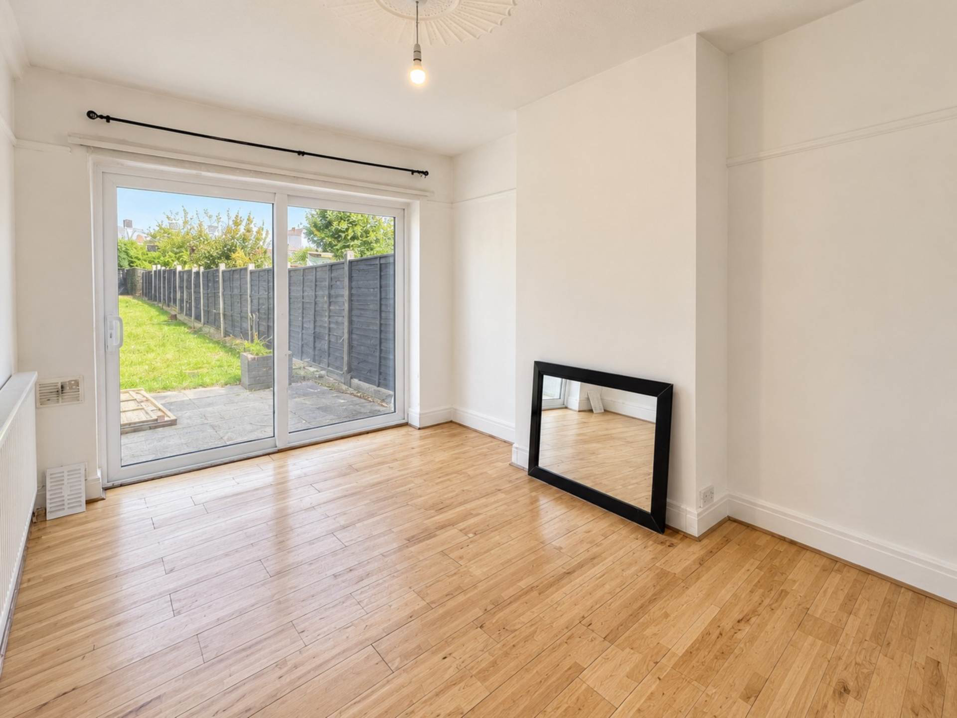 Chester Ave, Luton, photo 11